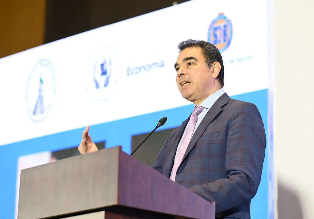 Director del Programa de Migración, Remesas y Desarrollo del Diálogo Interamericano, doctor Manuel Orozco.