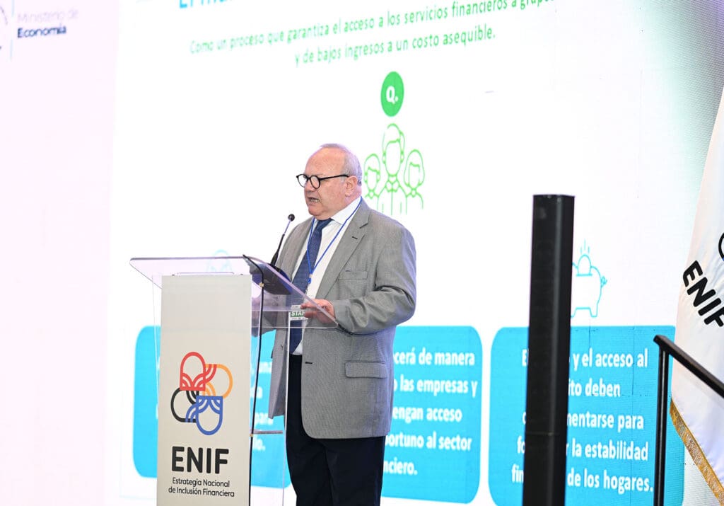 Doctor Arno Loewenthal, experto en mercados financieros rurales y para las MiPymes.