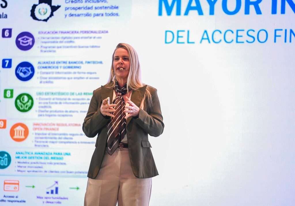 Leila Viana, Experta en Riesgo de Crédito para Latinoamérica y Caribe, Brasil.